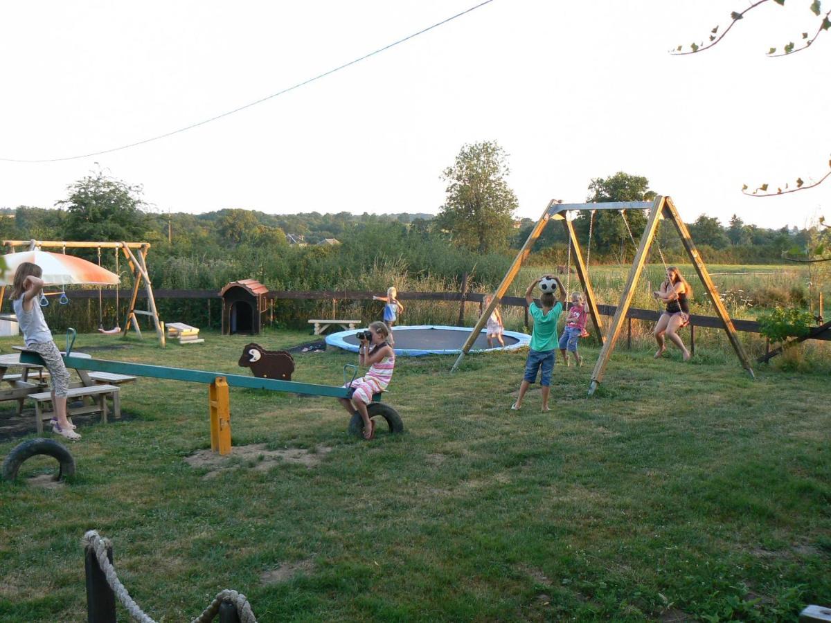 Le Petit Moulin tente 4 pers Saint-Hilaire (Allier) Exterior foto