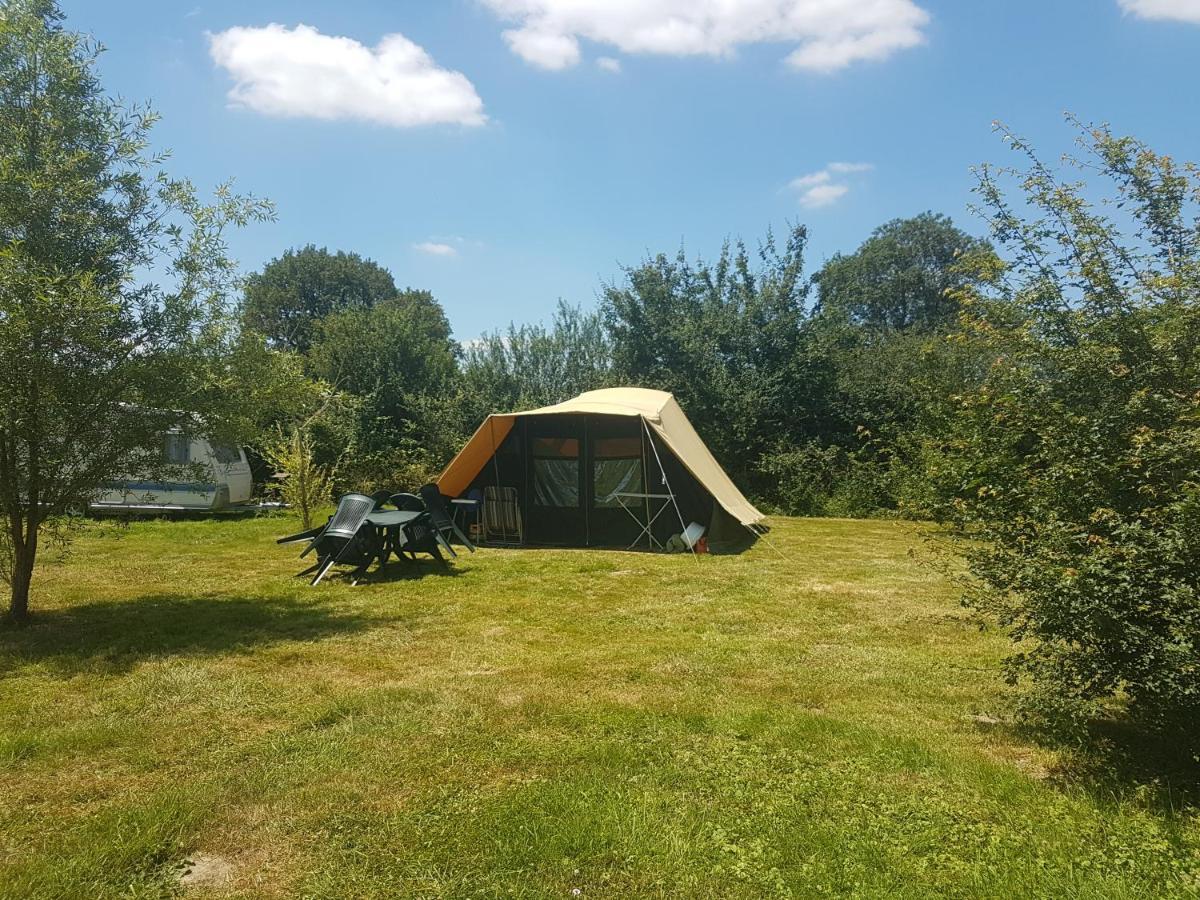 Le Petit Moulin tente 4 pers Saint-Hilaire (Allier) Exterior foto
