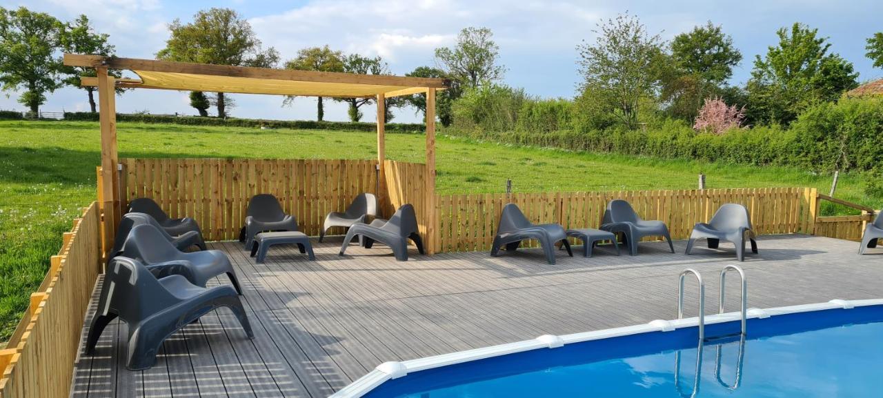 Le Petit Moulin tente 4 pers Saint-Hilaire (Allier) Exterior foto