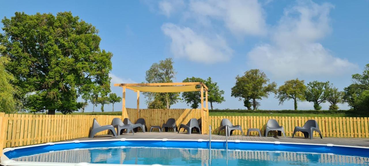 Le Petit Moulin tente 4 pers Saint-Hilaire (Allier) Exterior foto