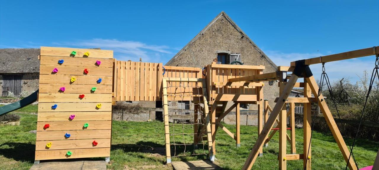 Le Petit Moulin tente 4 pers Saint-Hilaire (Allier) Exterior foto